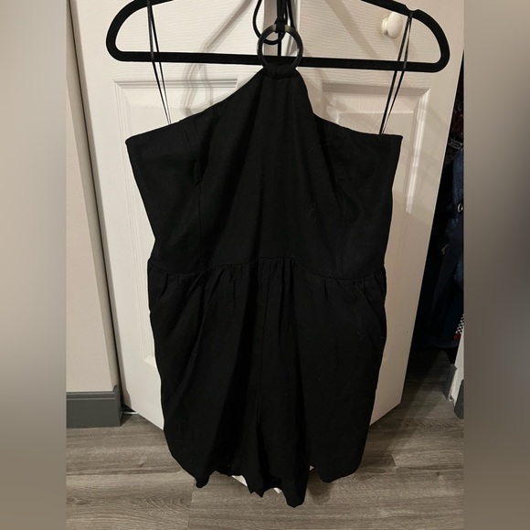 Black O-Ring Halter Romper - Picture 3 of 6